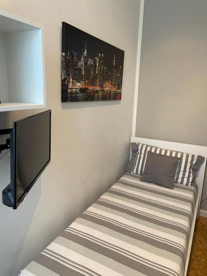 Casa Lia 47 Apartment Viareggio Luaran gambar